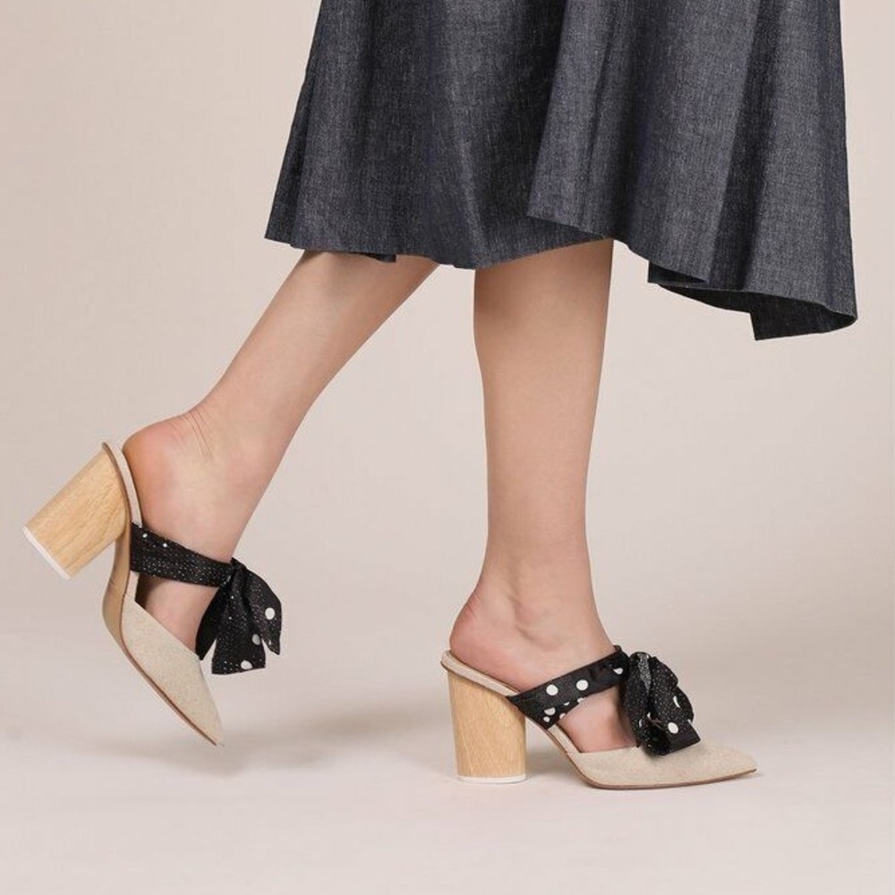 Botkier Hampton Bow Mule